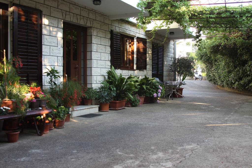 Apartments Becic Budva Eksteriør billede